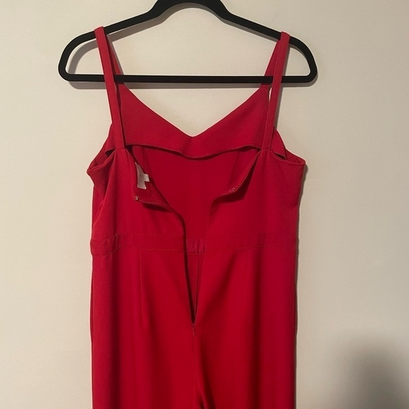 Loft red cropped jumper size 6. Empire waist, wide leg, machine wash, travels - Picture 4 of 6